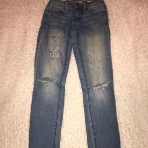 Low waisted jeans